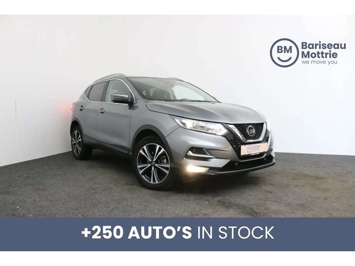Nissan Qashqai 1.3 BENZINE *TREKHAAK*PANO DAK*DAB*GPS*360° CAMERA Grijs - 1
