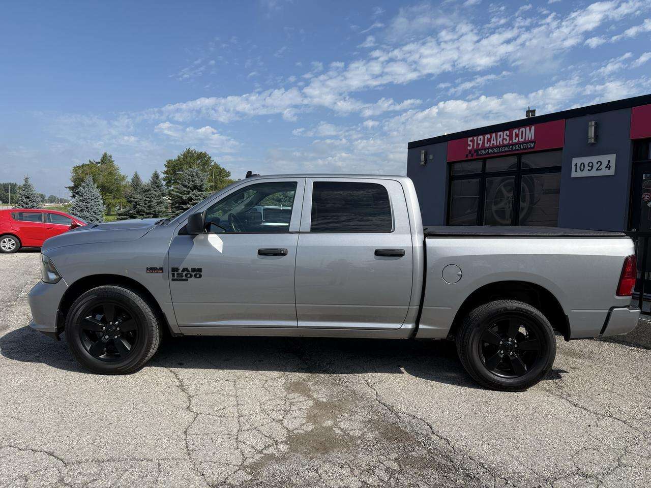2020 RAM 1500 EXPRESS | Backup Camera | Heated Seats | Bluetooth — снимка 1