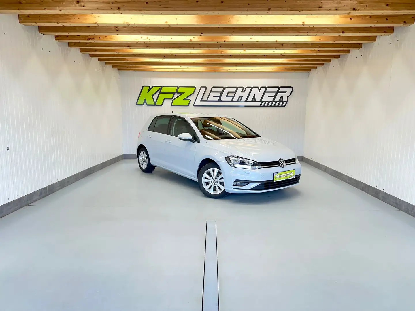 Volkswagen Golf VII 1.6 TDI "SITZH*NAVI*USB*PDC" Weiß - 1