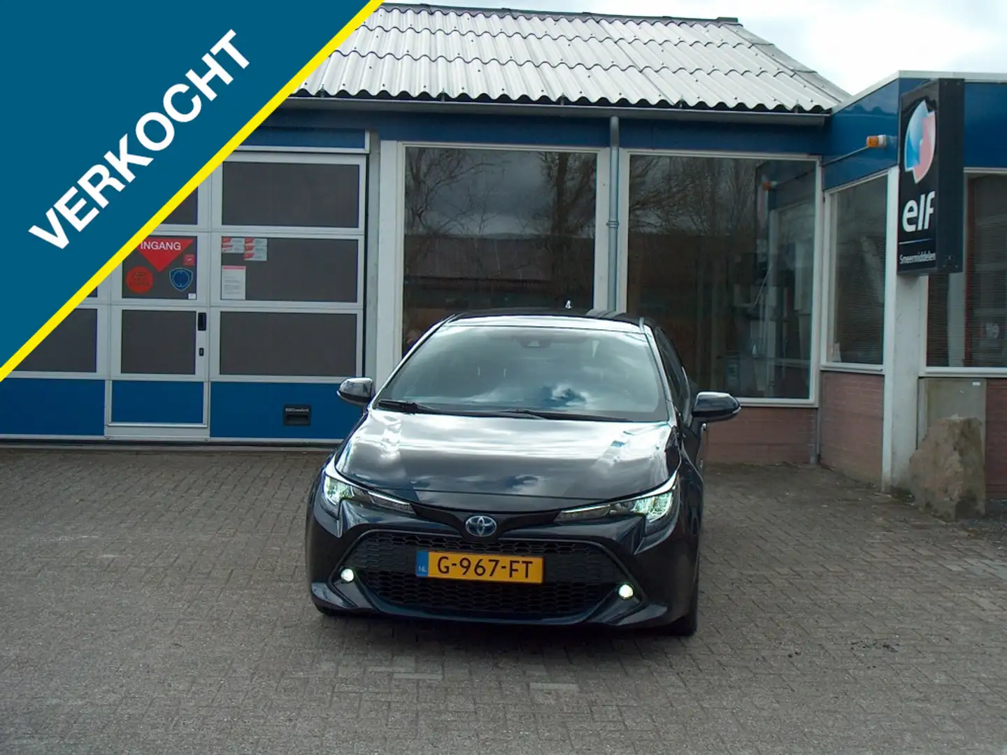 Toyota Corolla 1.8 Hybrid Dynamic Noir - 1