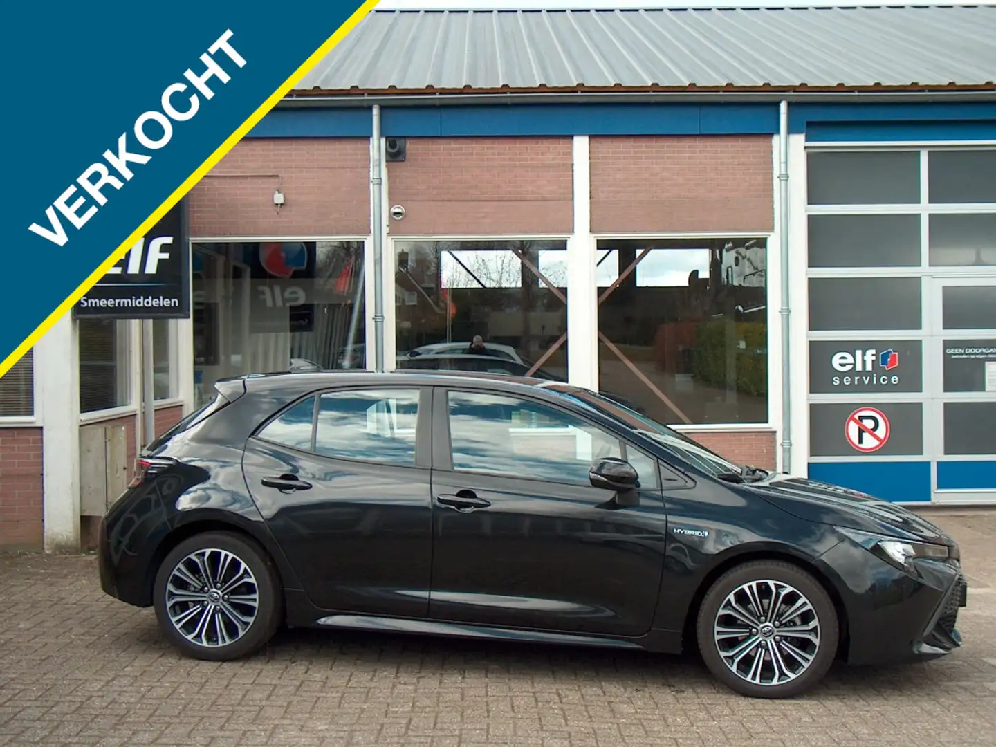 Toyota Corolla 1.8 Hybrid Dynamic Noir - 2