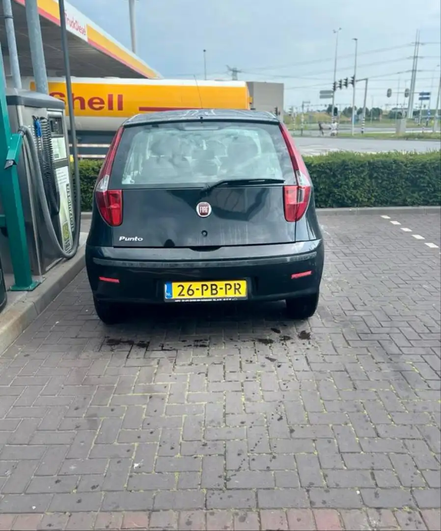 Fiat Punto Zwart - 2