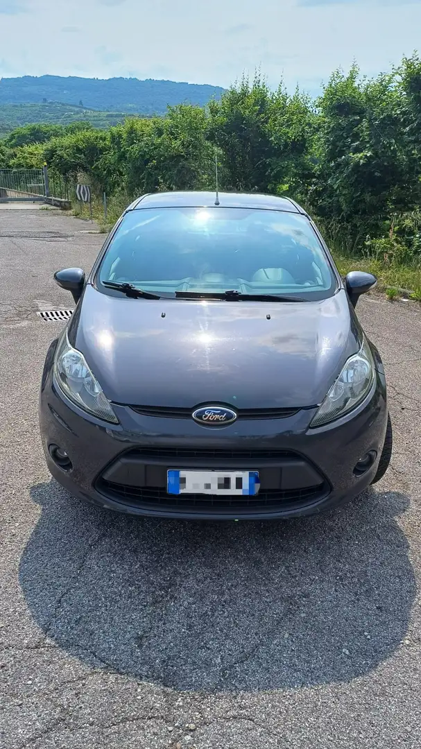 Ford Fiesta Fiesta 5p 1.4 16v + Gpl c/esp E5 Grigio - 1
