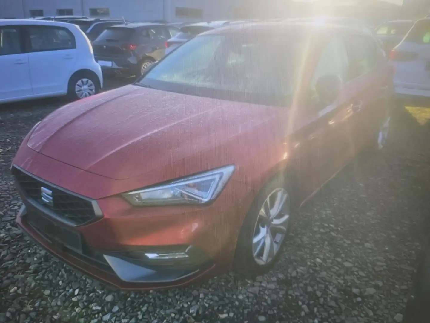 SEAT Leon 1.5 TSI FR +LED +RKAM +APP-CONN +NAVI + Rouge - 2