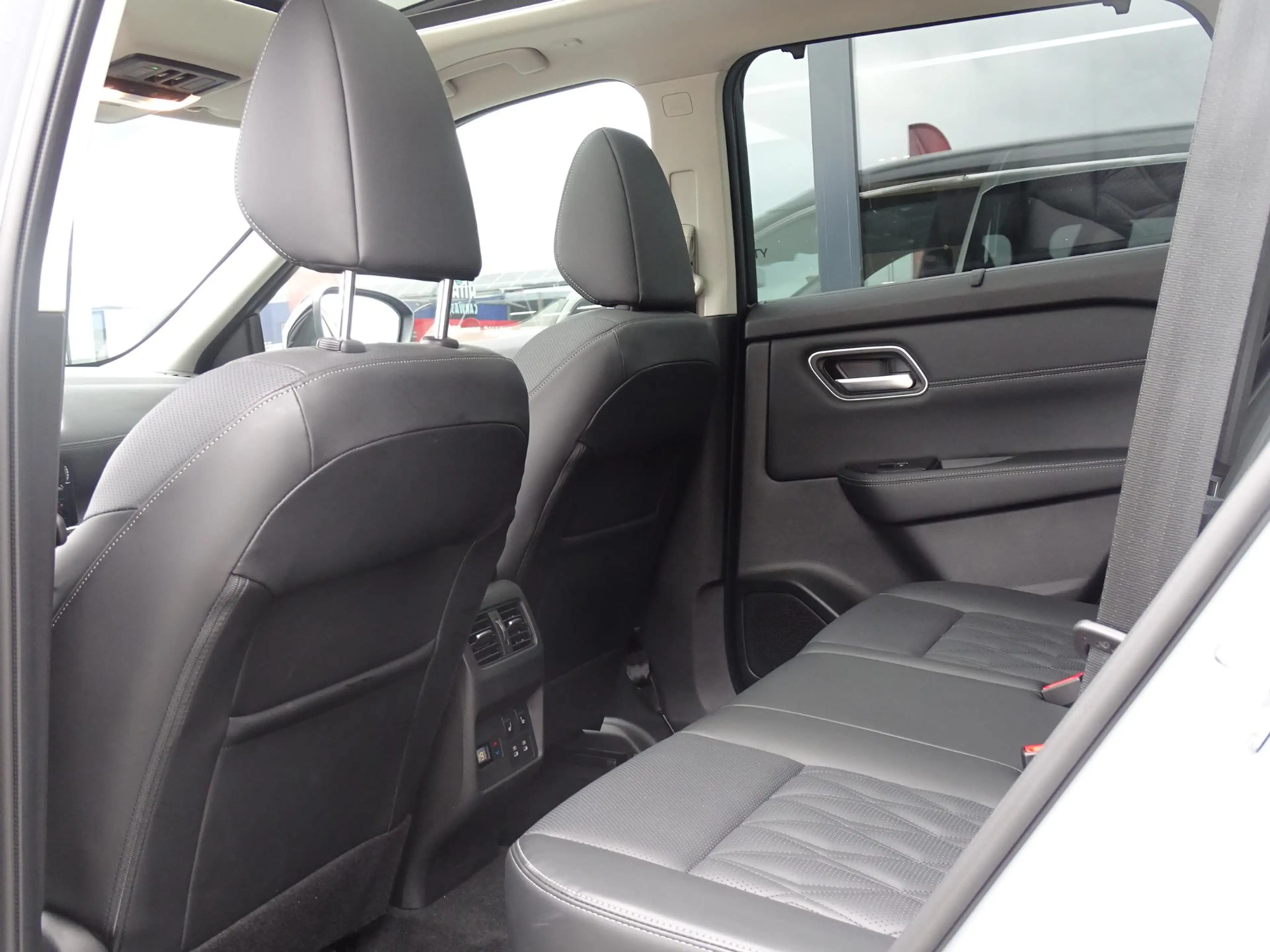 Nissan X-Trail 1.5 e-4orce Tekna Plus 4WD 7p. TREKHAAK| PANORAMAD — photo 8