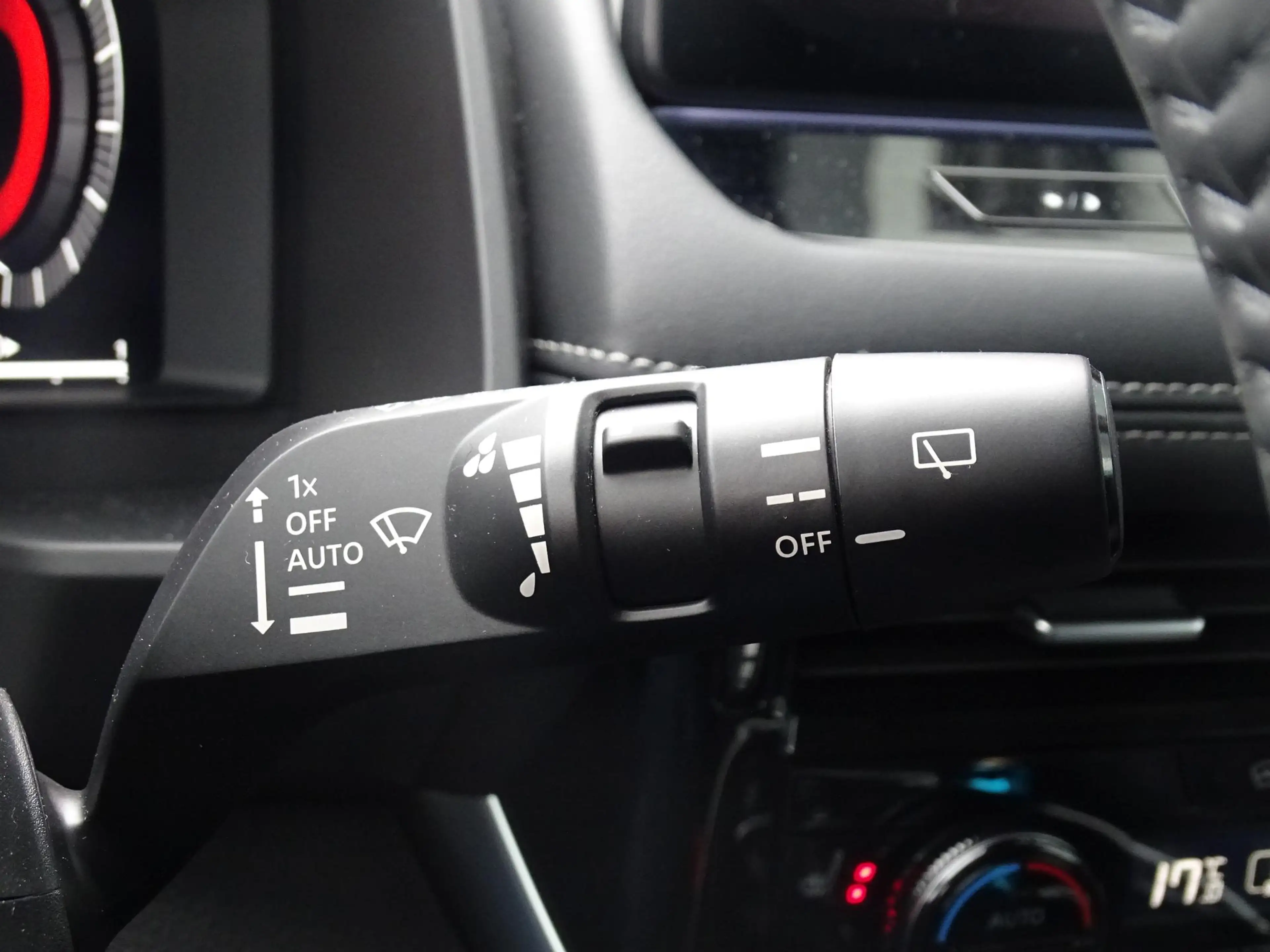 Nissan X-Trail 1.5 e-4orce Tekna Plus 4WD 7p. TREKHAAK| PANORAMAD — photo 29