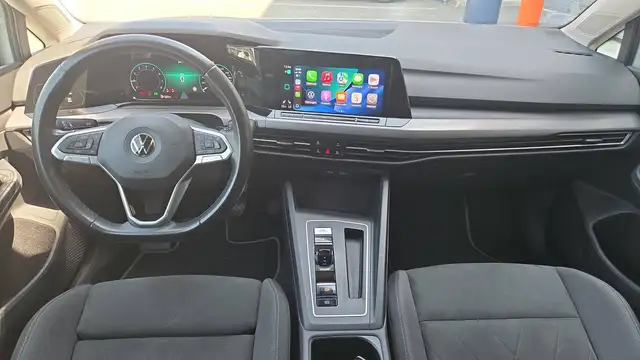 Volkswagen Golf view 11