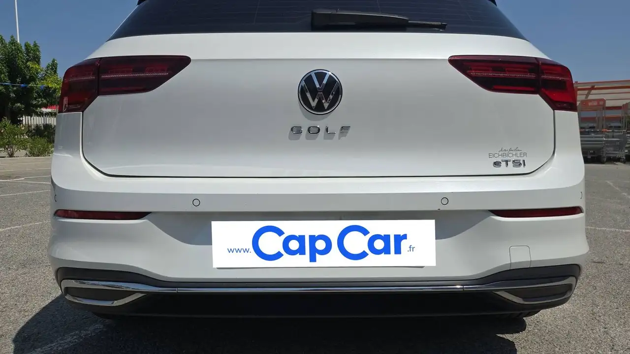 Volkswagen Golf Standard Model — photo 21