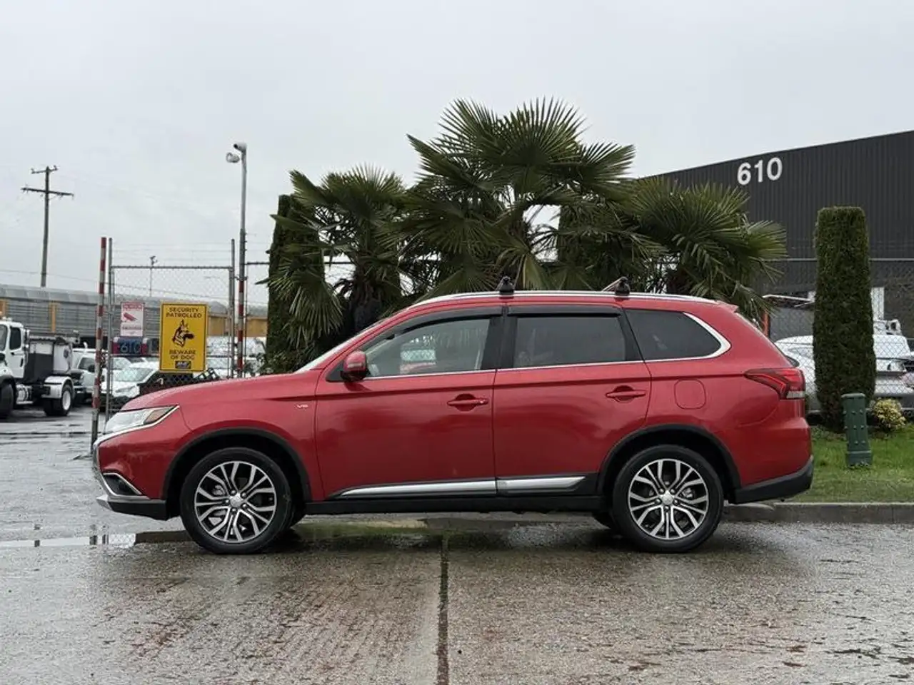 Mitsubishi Outlander снимка Mitsubishi Outlander