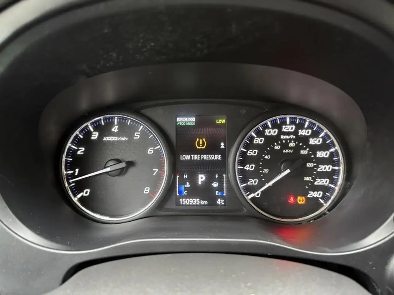 Mitsubishi Outlander снимка Mitsubishi Outlander