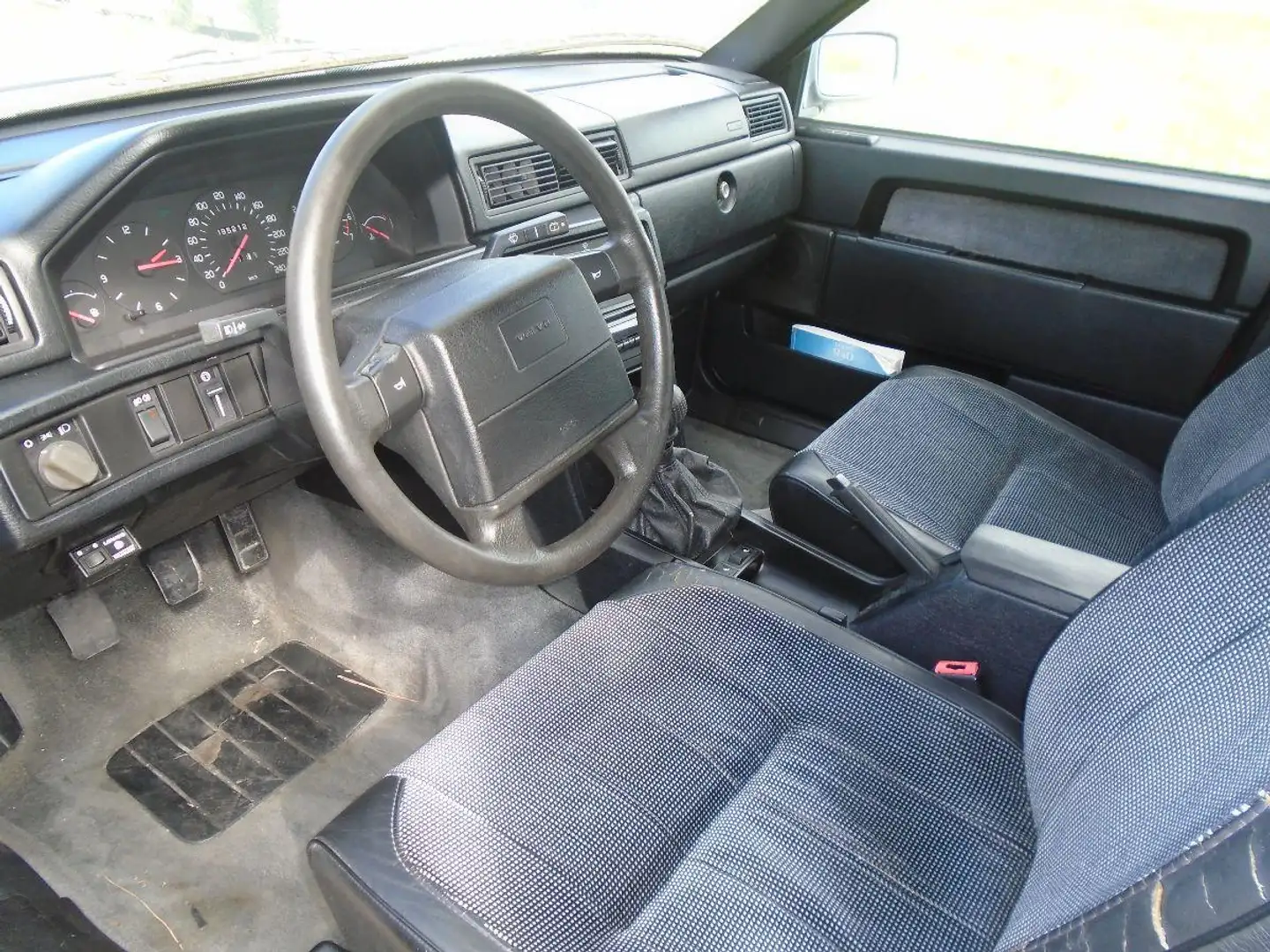 Volvo 940 2.0i Station Wagon Polar Gris - 2