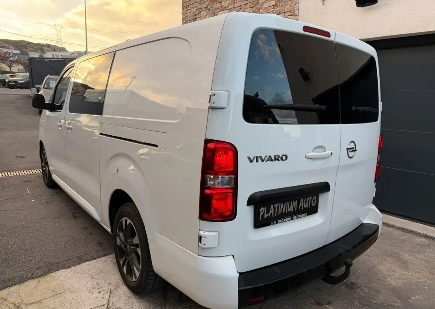 Opel Vivaro III 2.0 BlueHdi 145 L3 Cabine Approfondie Pack Business Weiß - 2