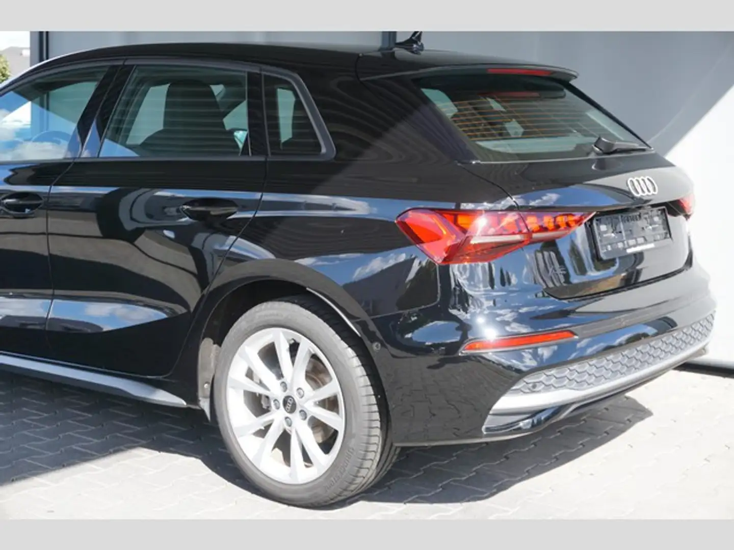 Audi A3 Sportback 35 TFSI S tronic advanced LED ACC Car Noir - 2