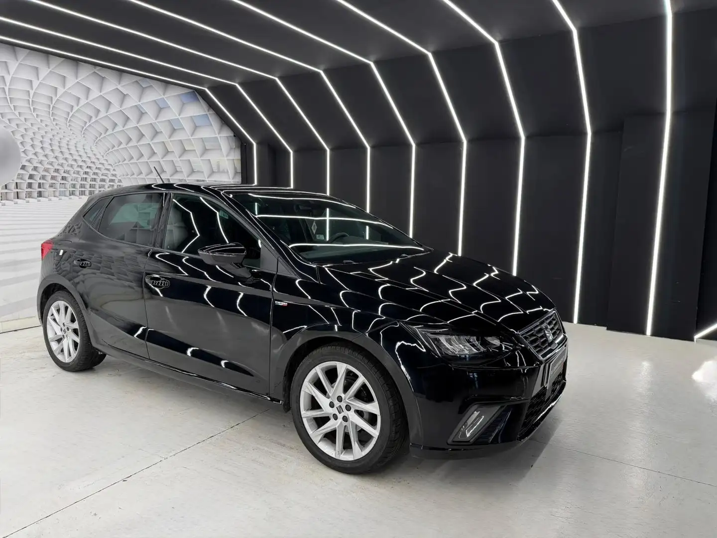 SEAT Ibiza 1.0 95CV-FR LINE-IPER FULL-24MES GARANZIA-PERMUTE Noir - 2