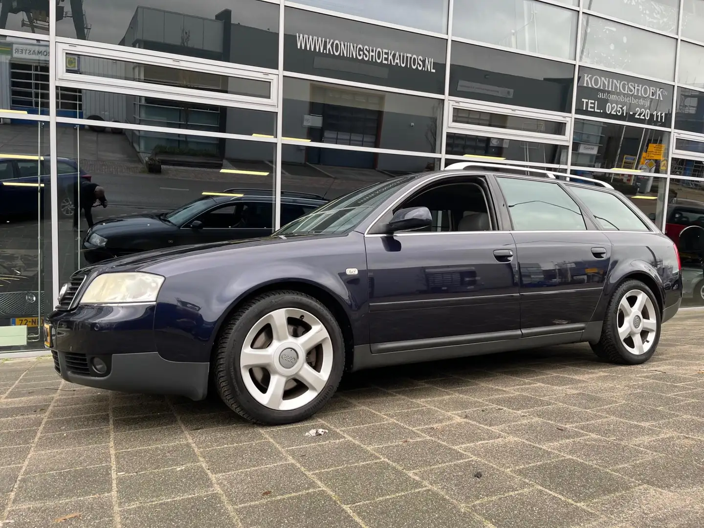 Audi A6 Avant 2.7 Turbo quattro Exclusive Youngtimer Blau - 1