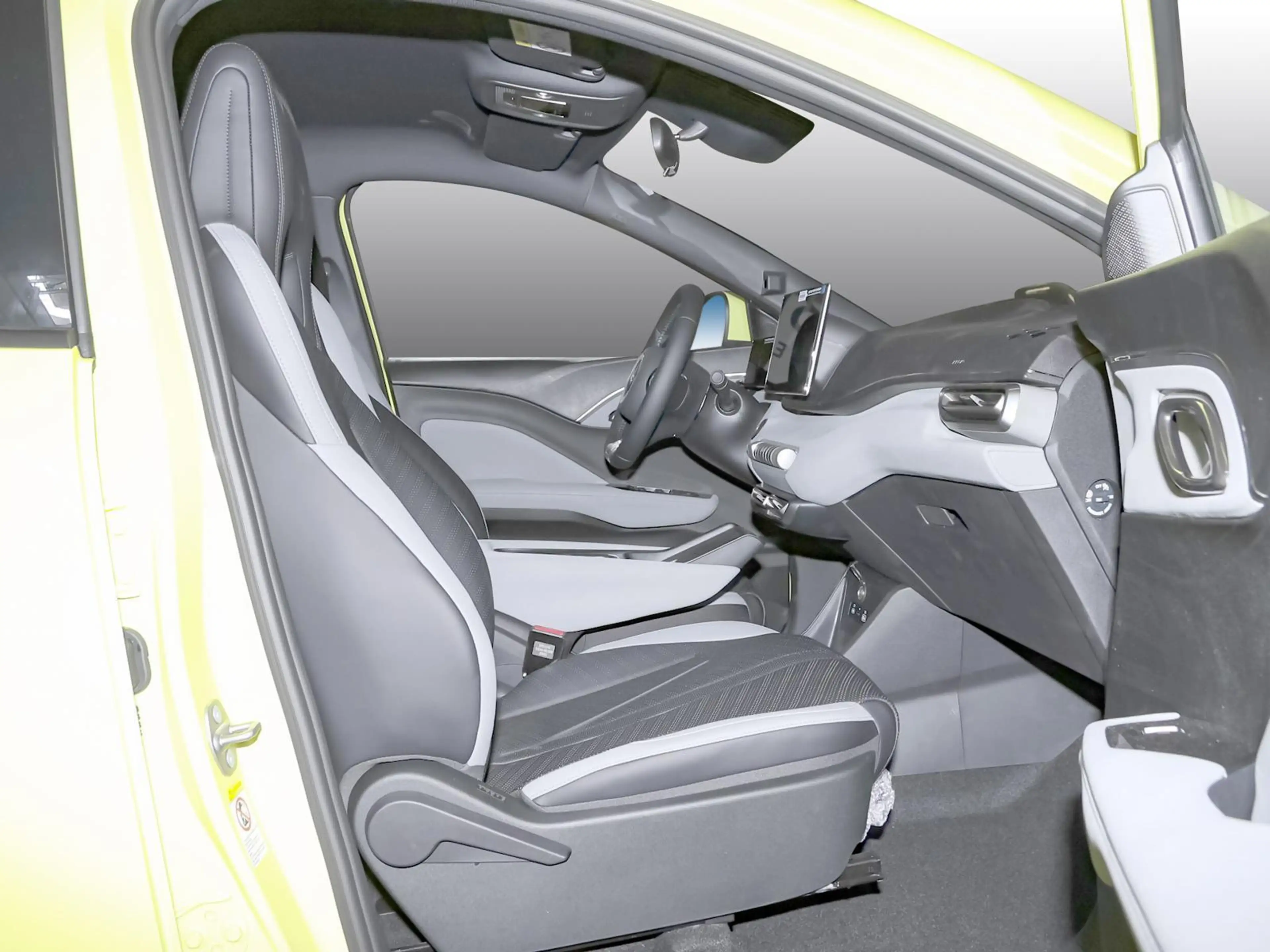 BYD Dolphin SURF Active NAVI PDC KLIMA BT SERVO USB — photo 4