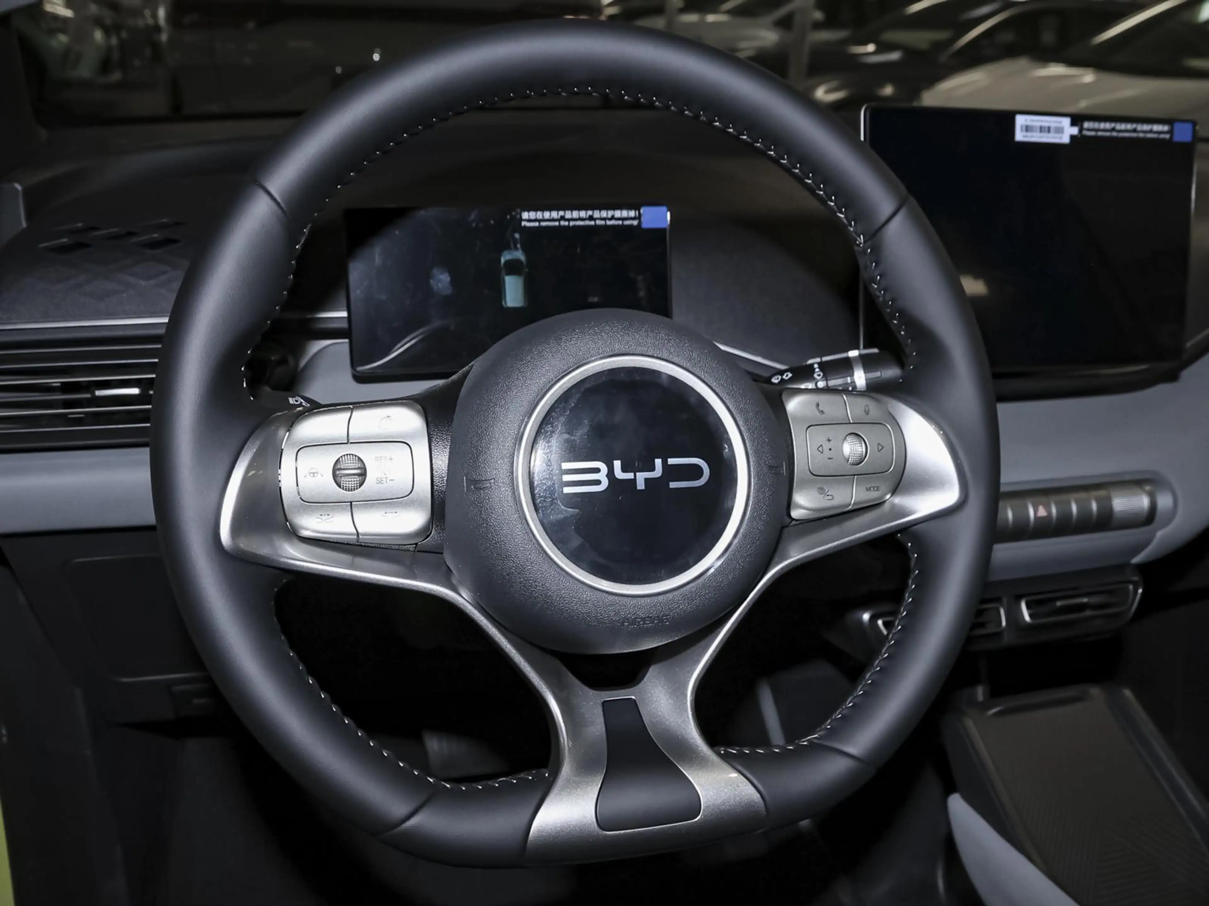 BYD Dolphin SURF Active NAVI PDC KLIMA BT SERVO USB — photo 12