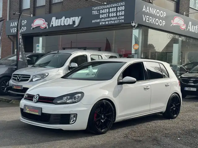 Volkswagen Golf GTI Golf 2.0 TSI DSG