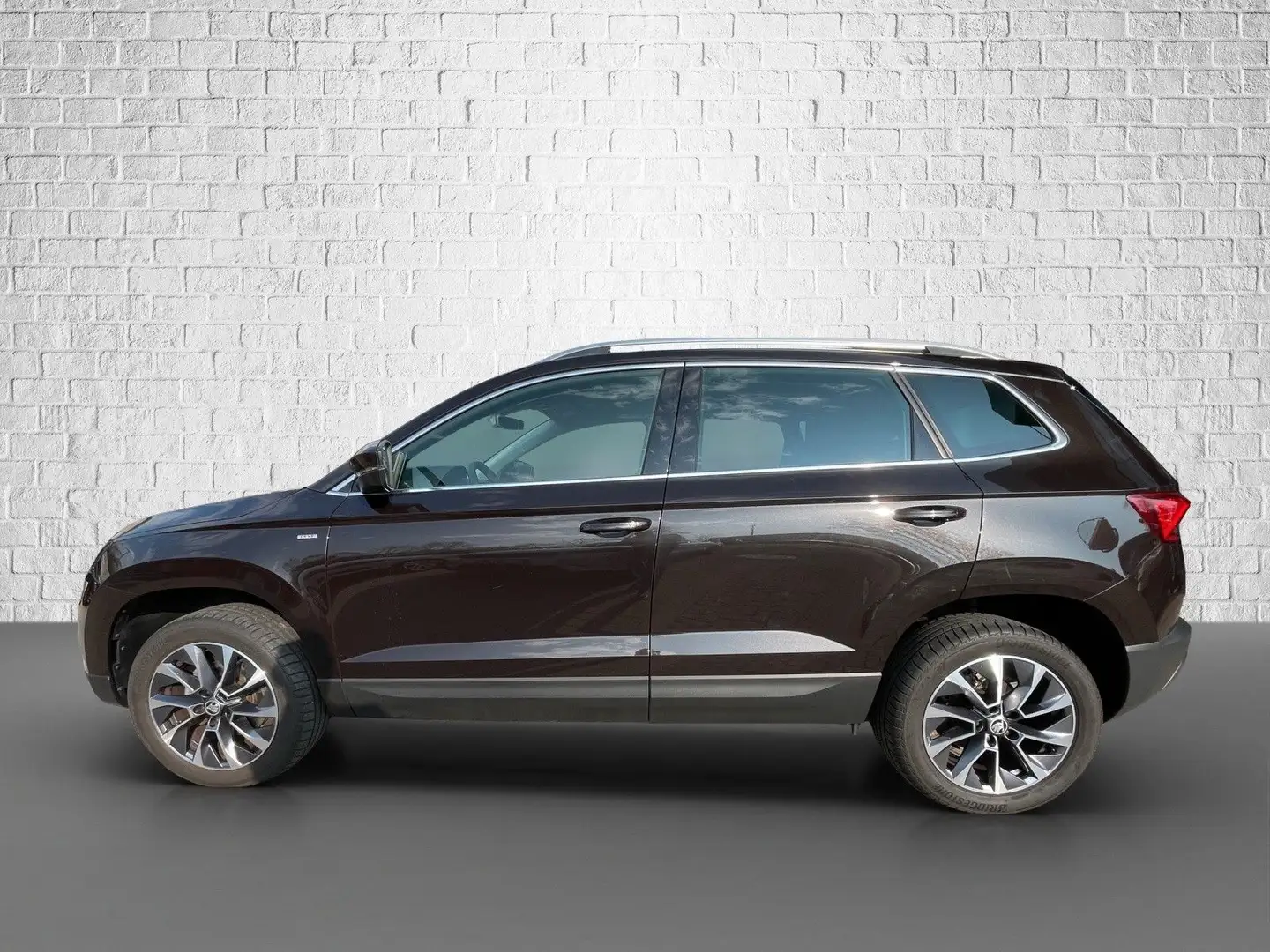Skoda Karoq 1.0 TSI Schaltgetriebe - Drive 125 Braun - 2