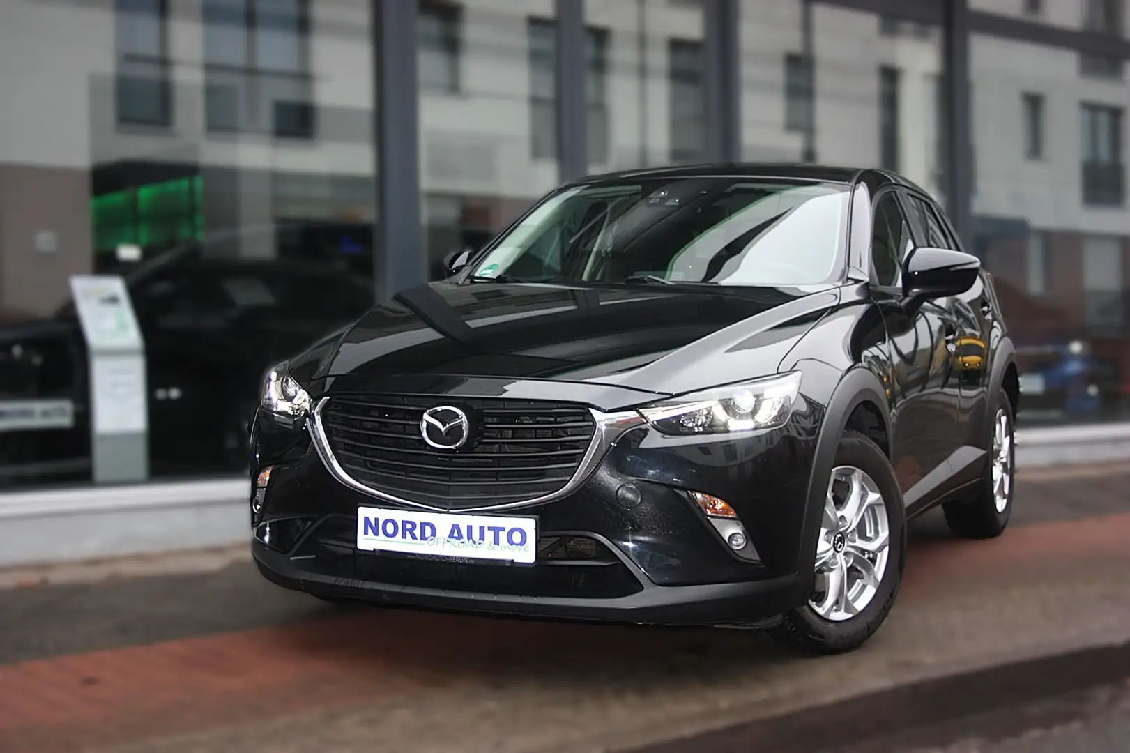 Mazda CX-3 2.0 Ecxlusiv-Line Autom. Navi/Kam/Tempo/Pdc Schwarz - 1
