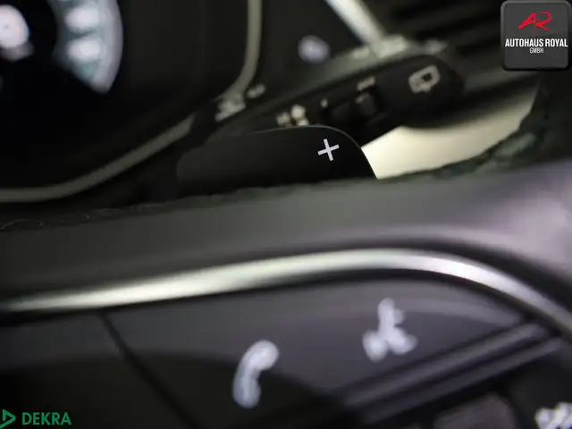 Audi Q5 view 15