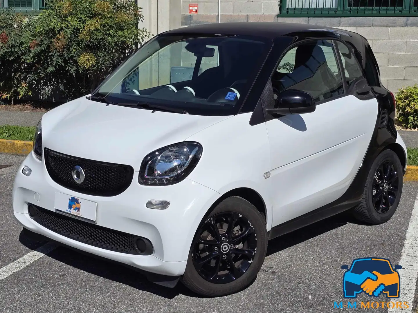 smart forTwo 70 1.0 NEOPATENTATI Weiß - 1