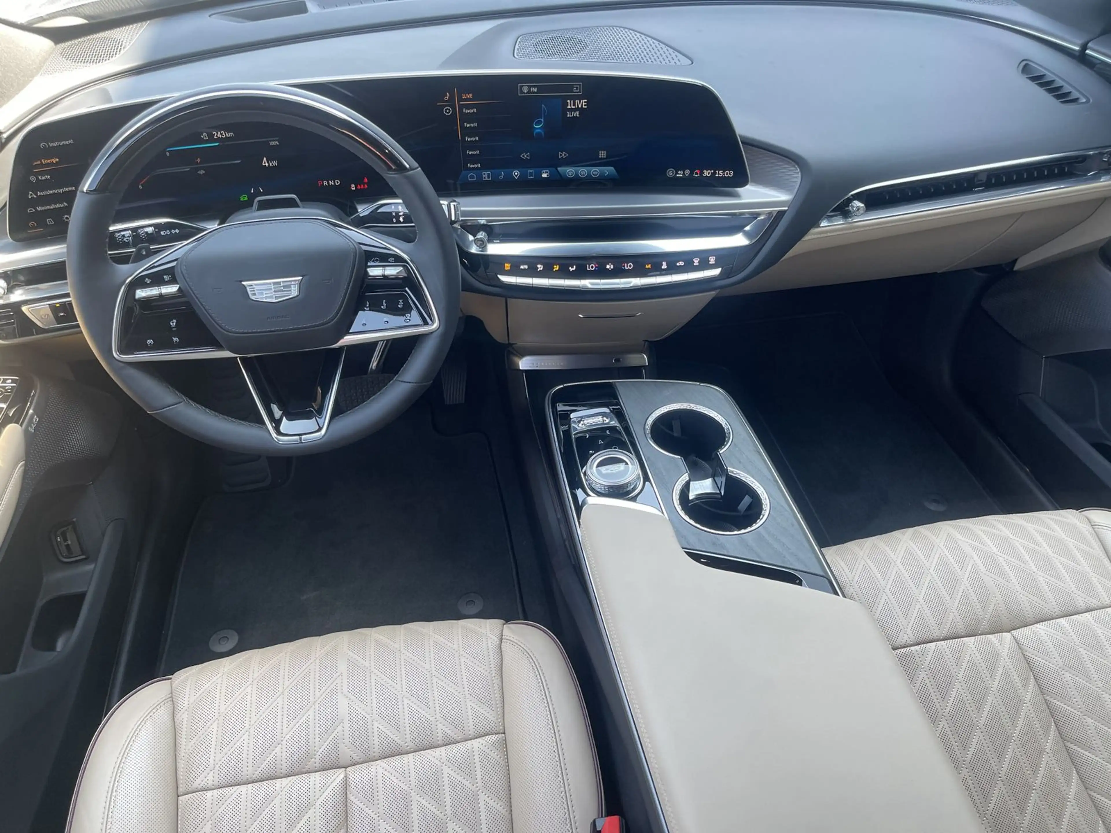 Cadillac Lyriq Sport 600e AWD — photo 8
