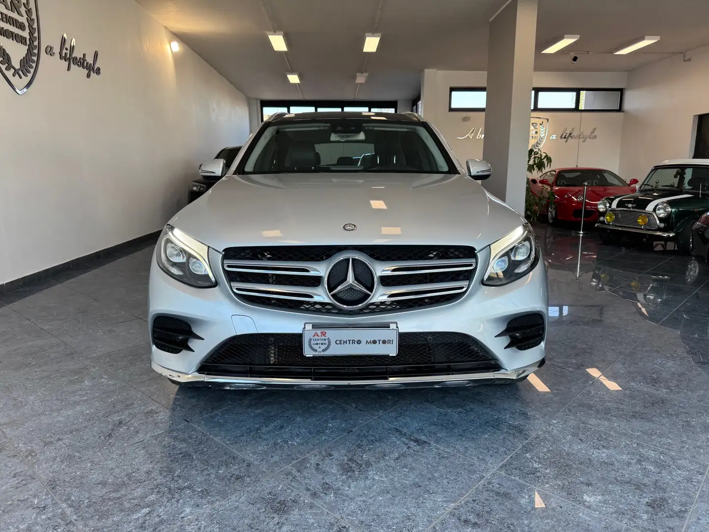 Mercedes-Benz GLC 250 d 4matic Amg Premium Tetto Dvd Cerchi 20 Full Opt Grigio - 2