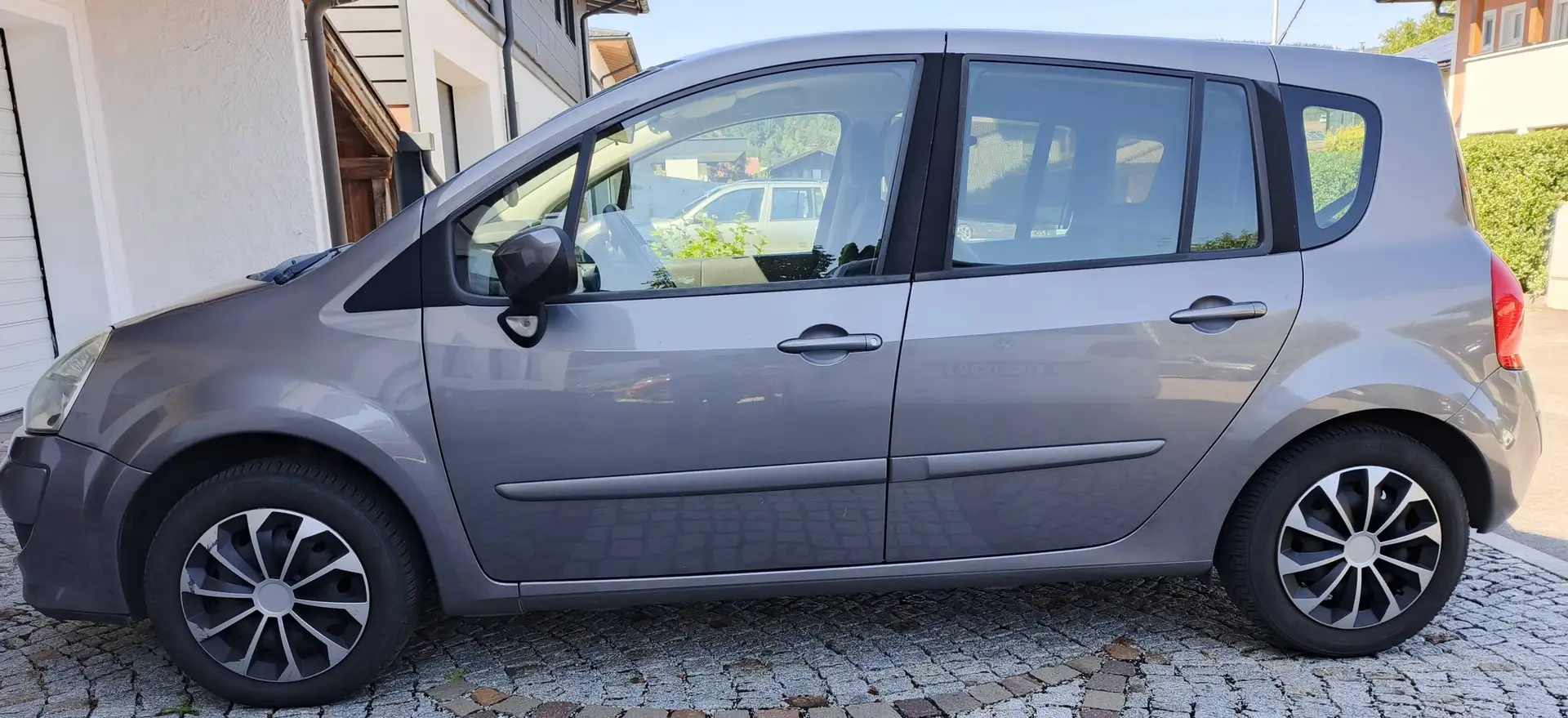 Renault Modus Modus Dynamique 1,6 16V Aut. Dynamique Grau - 1