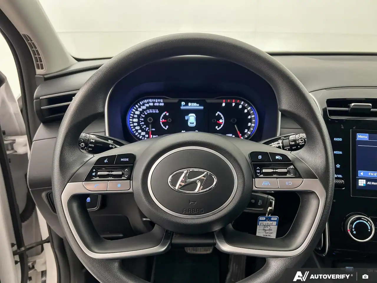 Hyundai TUCSON снимка Hyundai TUCSON