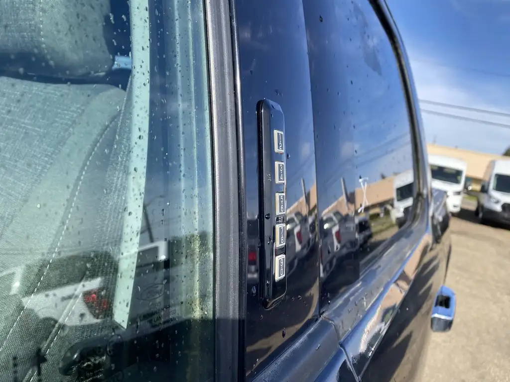 2024 Ford F-150 SuperCrew XLT SuperCrew 145 | 4X4 | 360 Cam | Trailer Sway C — photo 6