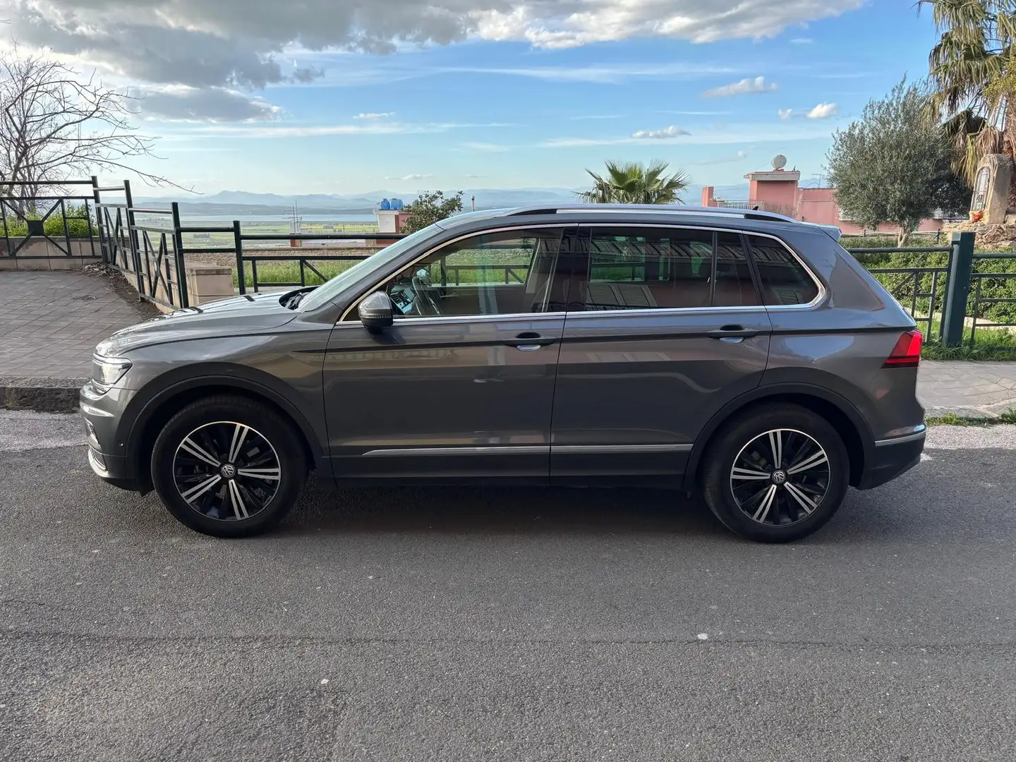Volkswagen Tiguan 2.0 tdi Advanced 150cv dsg - 2