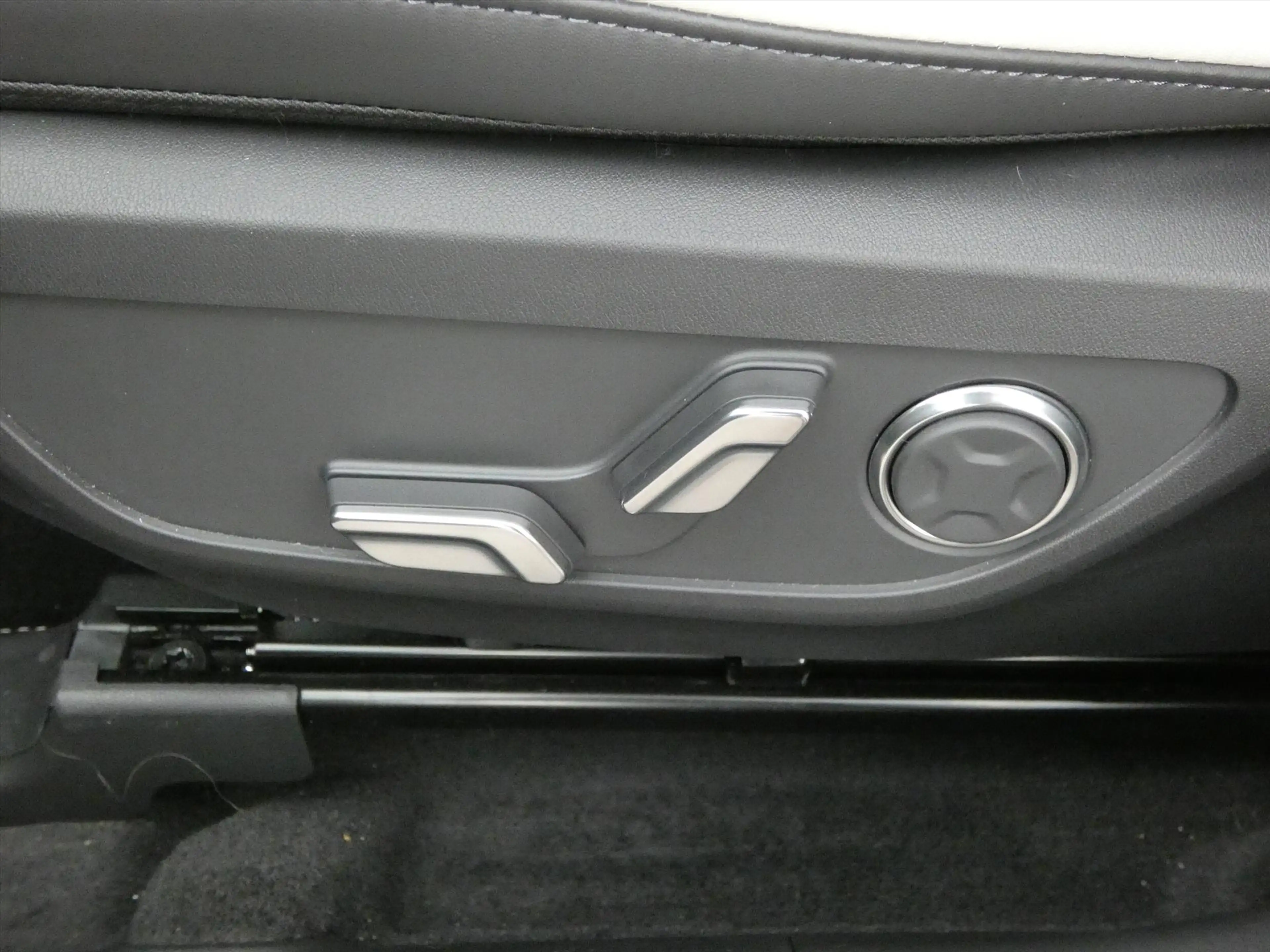 Kia EV5 81,4 kWh 217pk 2WD GT-Line Business Edition — photo 10