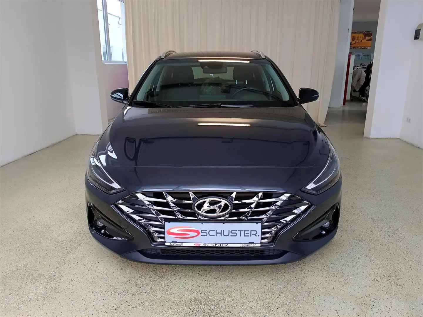 Hyundai i30 CW 1,0 T-GDI Ed.30 Plus DCT Grau - 2