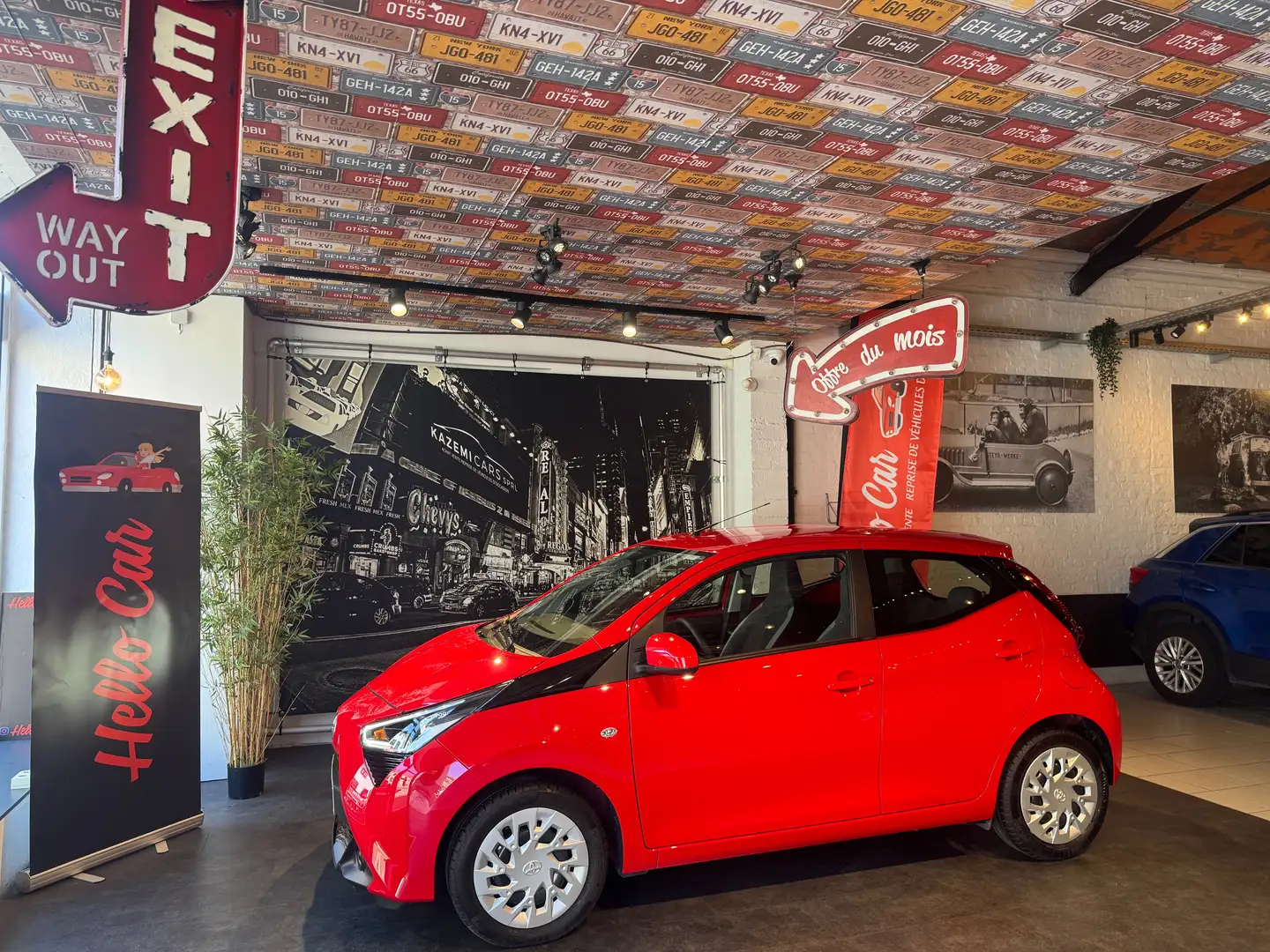 Toyota Aygo 1.0i * BOITE AUTO * 2.600 KM ! * CAMERA *ETAT NEUF Червоний - 1