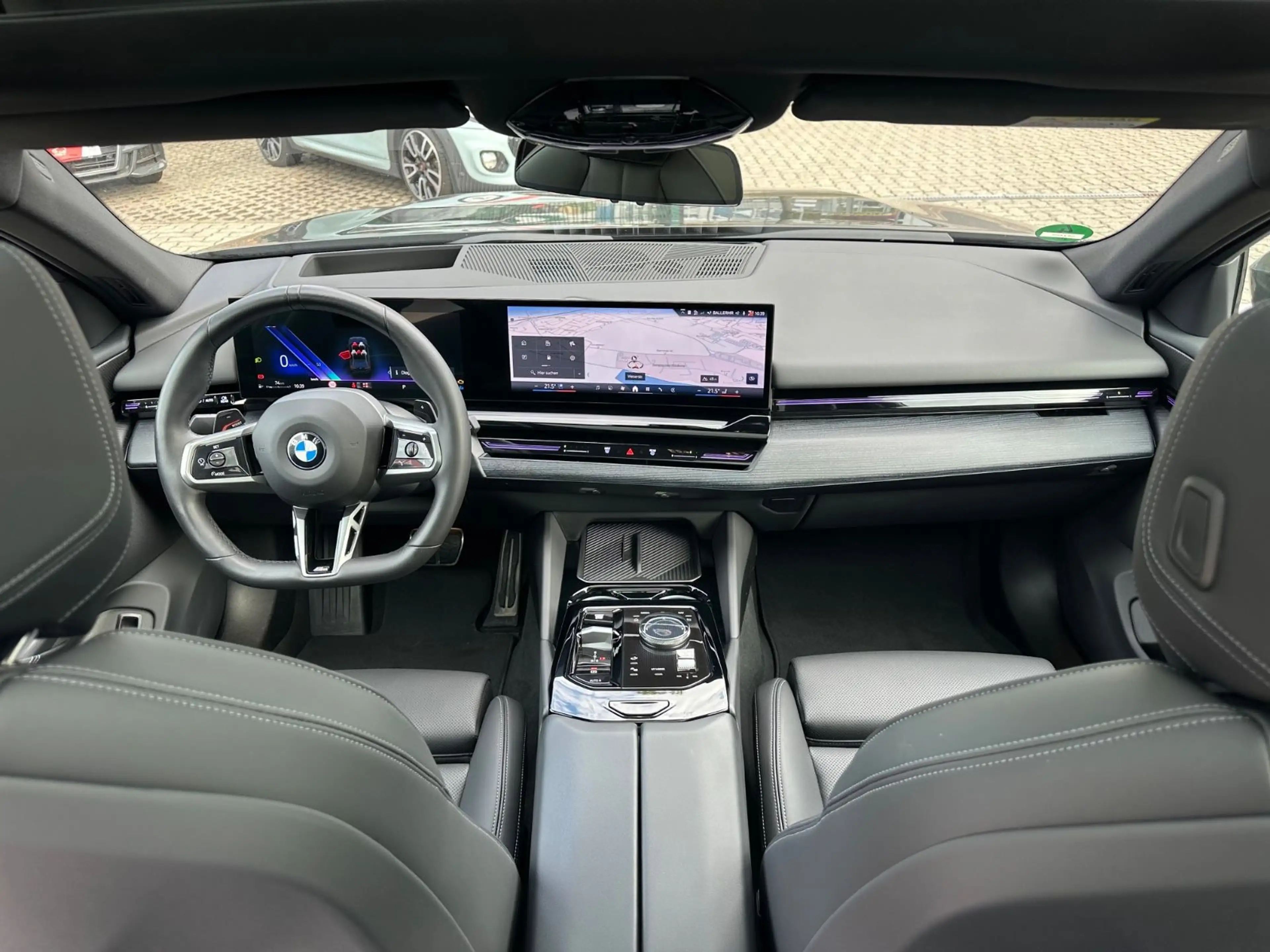 BMW 540 d xDrive M Sport HUD Stand 21" H&K 360° Panor — photo 13