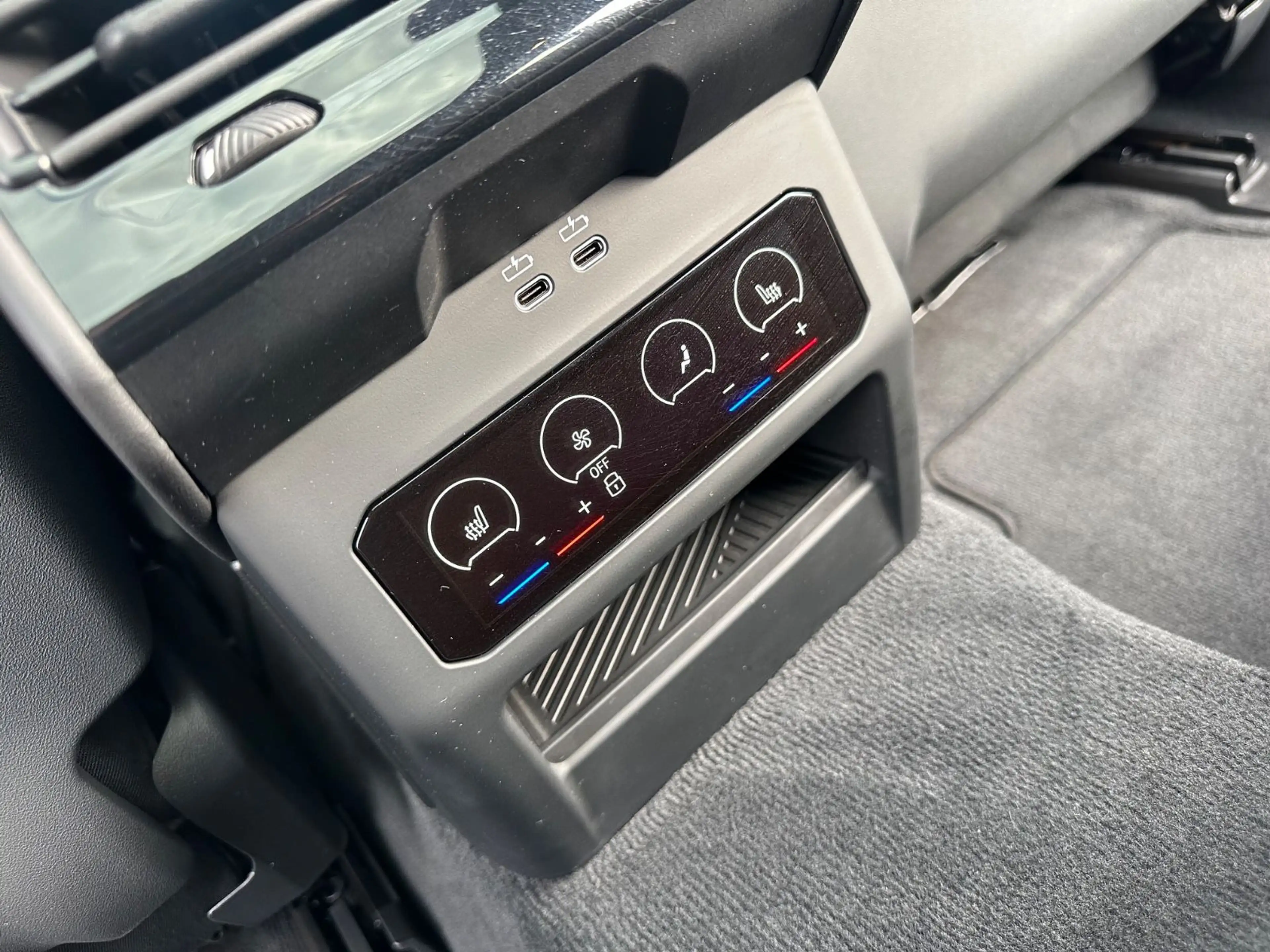 BMW 540 d xDrive M Sport HUD Stand 21" H&K 360° Panor — photo 38