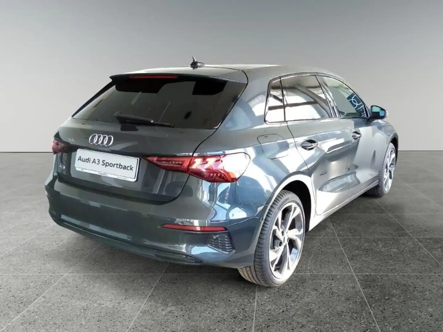 Audi A3 SPB 40 TFSI e S tronic Business Advanced Grigio - 2