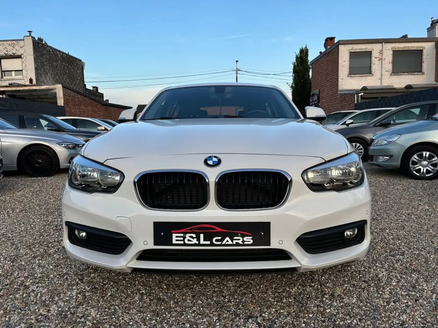 BMW 118 118i **12 mois de garantie** Wit - 2