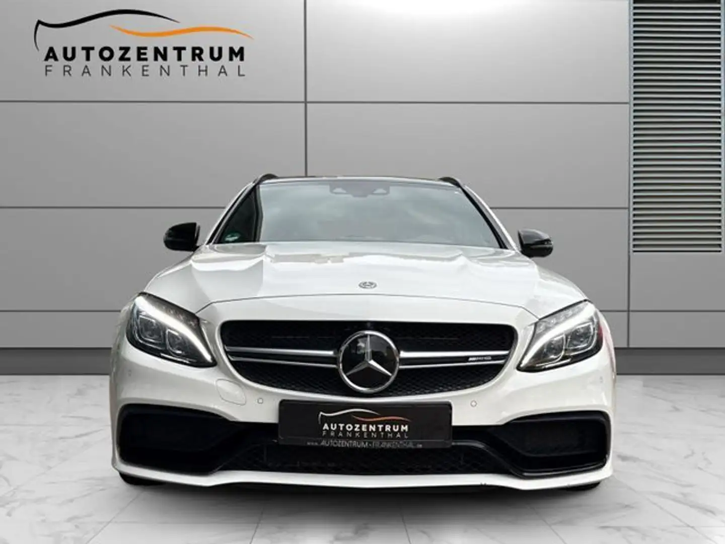 Mercedes-Benz C 63 AMG C 63 AMG S DRIVERS DIS PANO KEY NIGHT HUD GARANT Blanc - 2