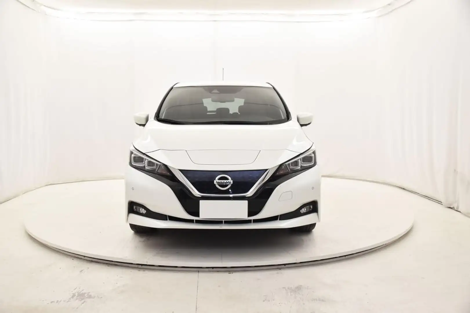 Nissan Leaf Business 40kWh 150cv my19 NAVI,TELECAMERA 360,FULL Weiß - 2