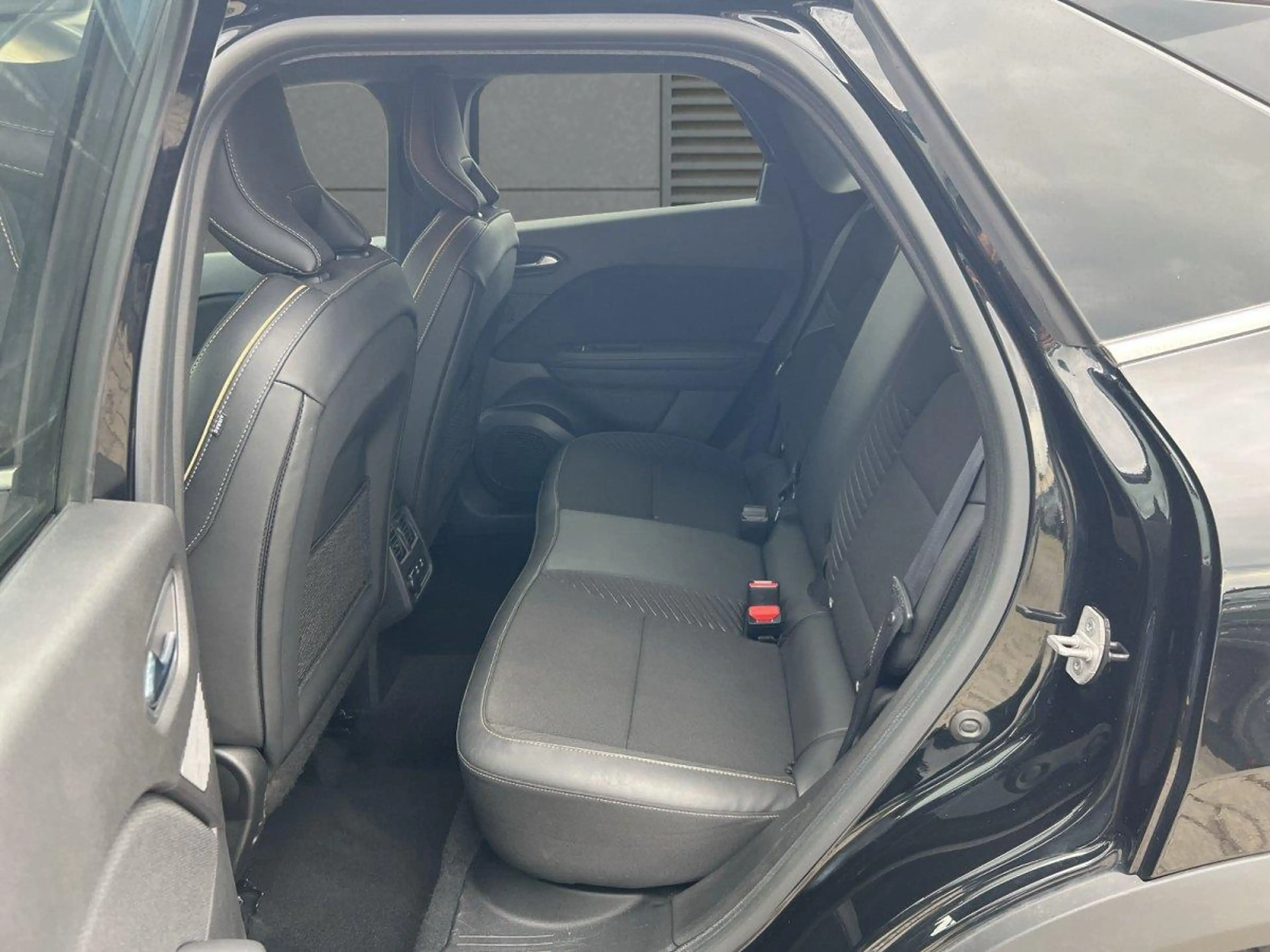 Renault Symbioz Iconic RFK+GJR+SHZ E-Tech 145 Full Hybrid 107 k... — photo 6