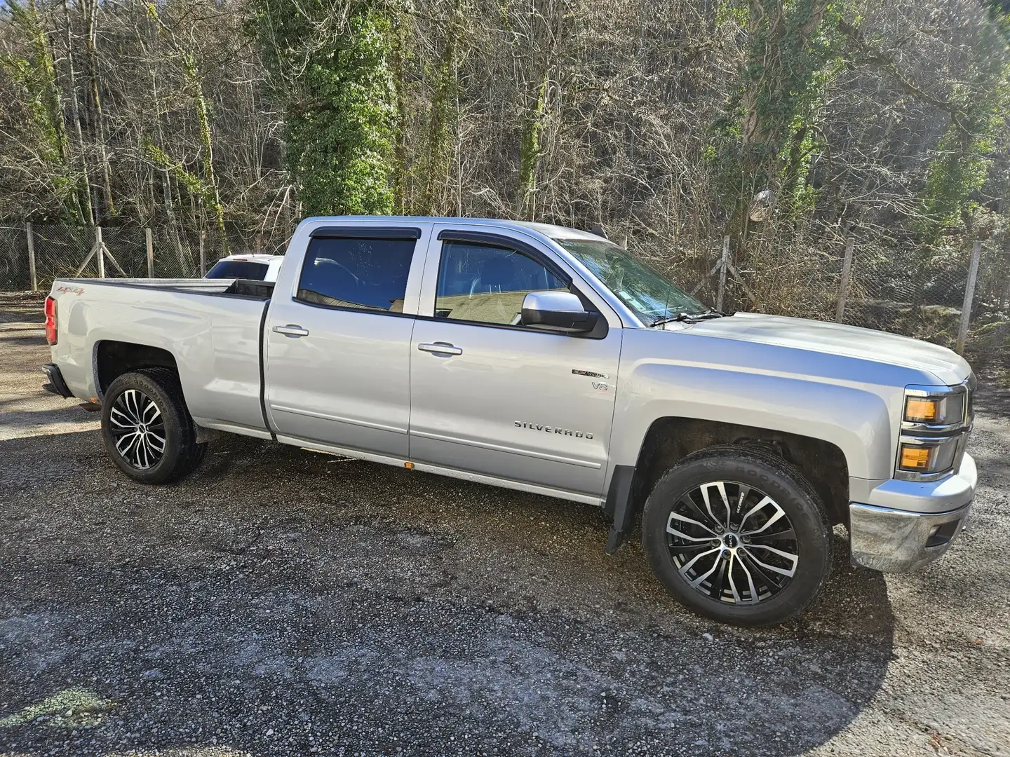 GMC Sierra Chevrolet silverado 1500 5.3l v8 4x4 Grey - 2