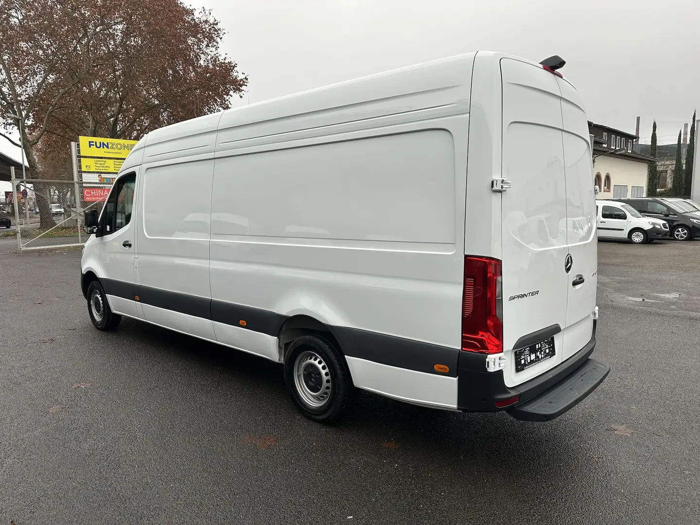 Mercedes-Benz Sprinter 317 CDI RWD Maxi MOPF Blanc - 2