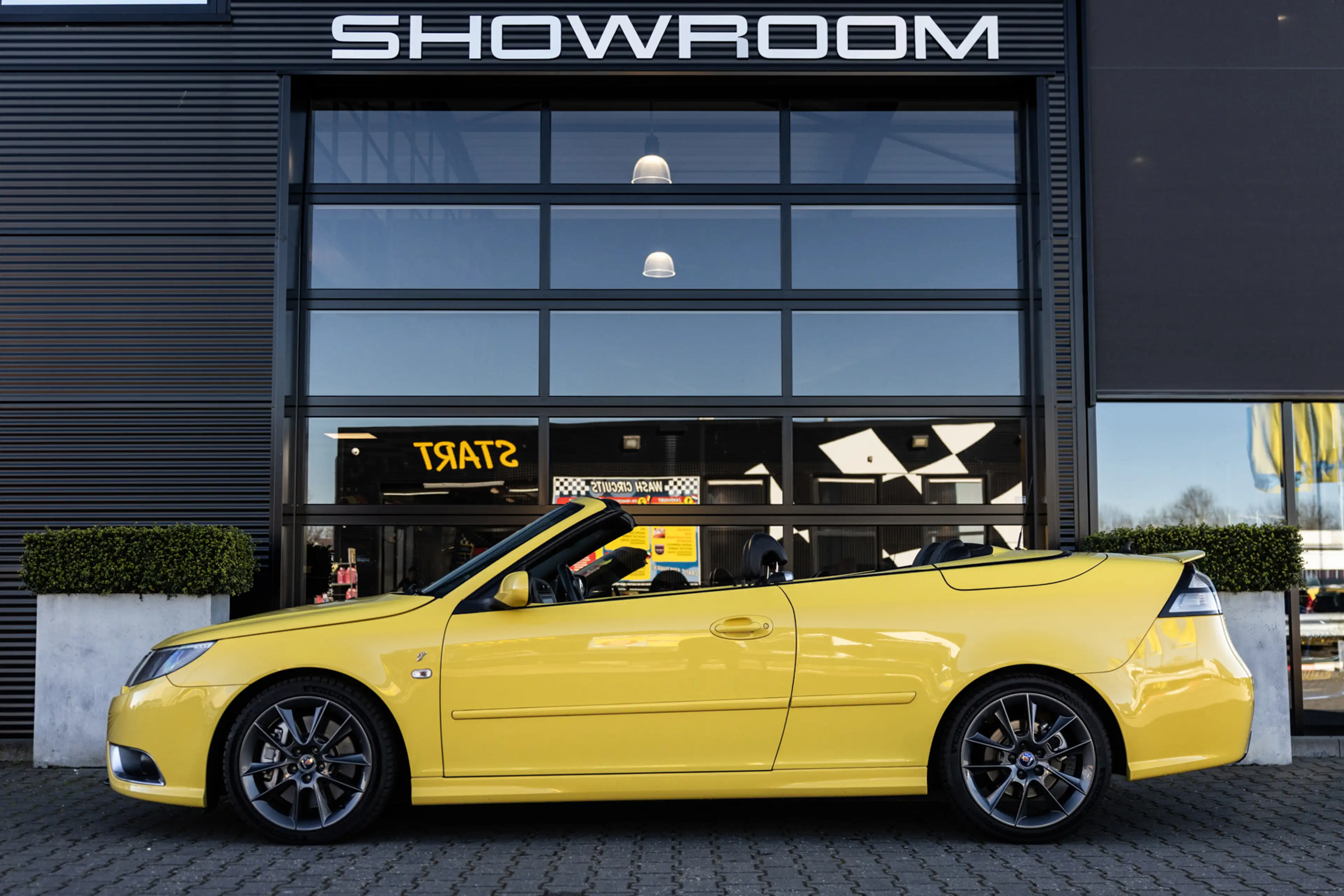 Saab 9-3 Cabrio 2.0T Aero, Monte Carlo Yellow, Memory, Hirs — photo 3