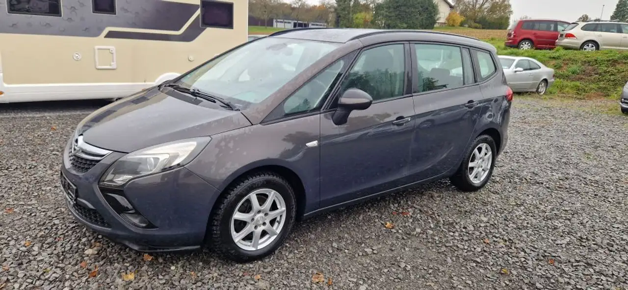 Opel Zafira Tourer