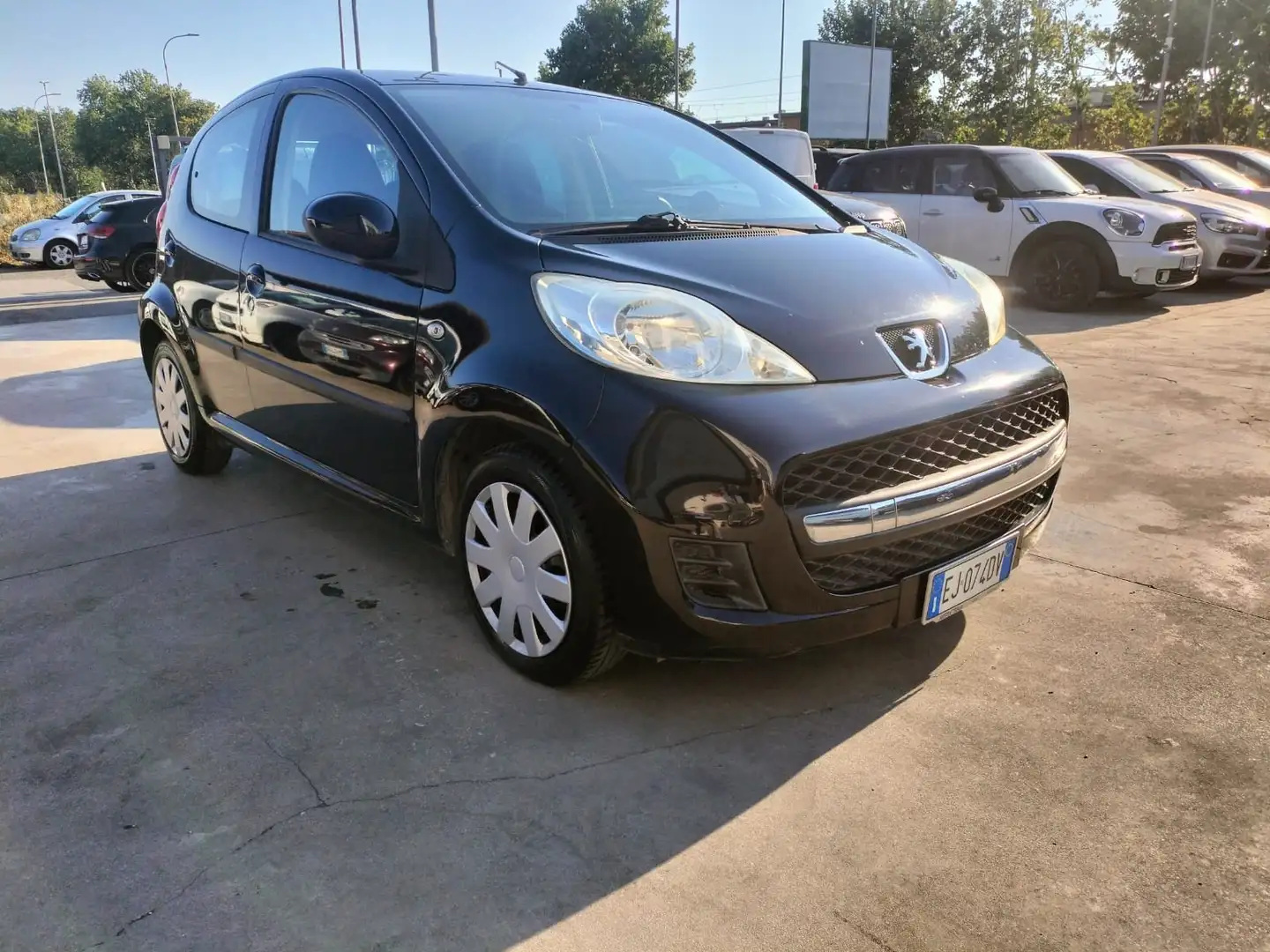 Peugeot 107 107 2005 1.0 12v 5p 2tronic FL Negro - 2