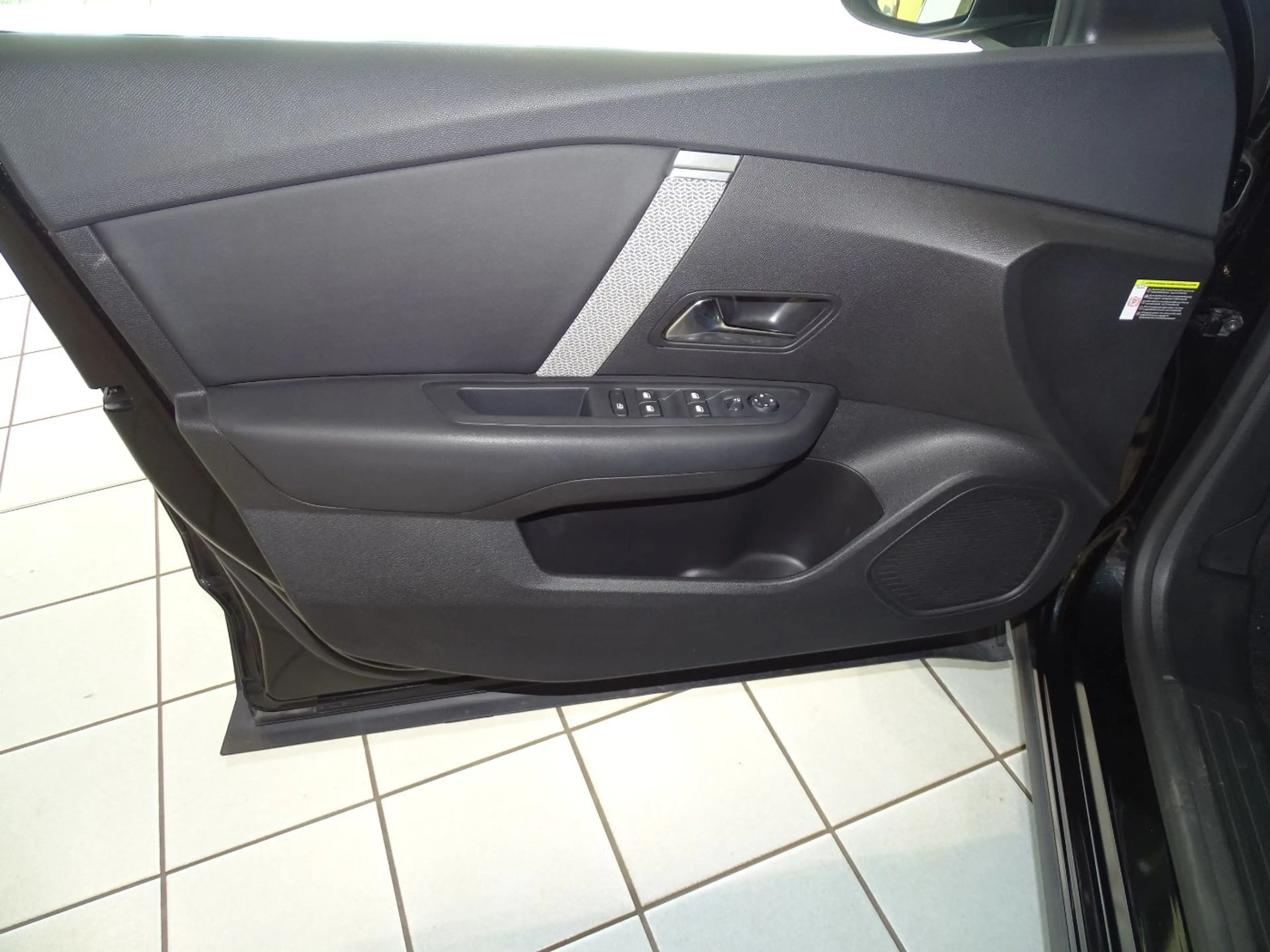 Citroen C4 X C4x 1.2 PureTech 130 MAX S&S ACC+LED+Navi+SHZ — photo 13