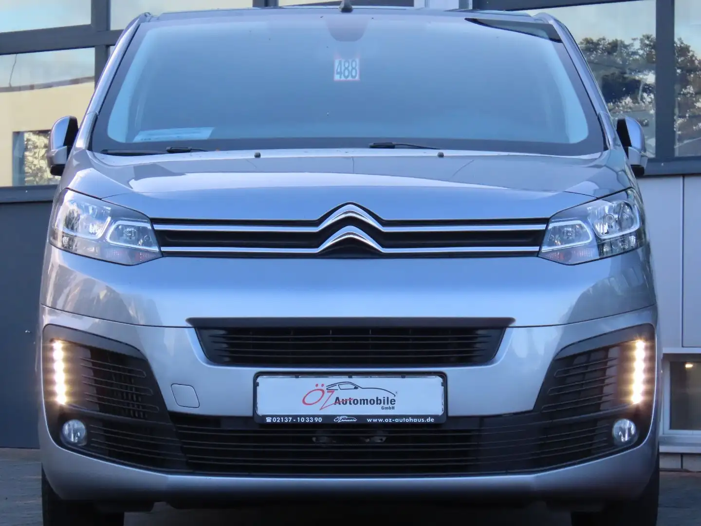 Citroen Jumpy Kasten Club M Autom. Tempomat Gris - 2
