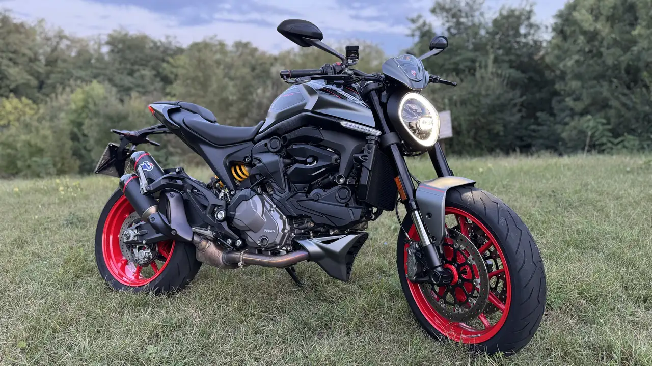 Ducati Monster 937